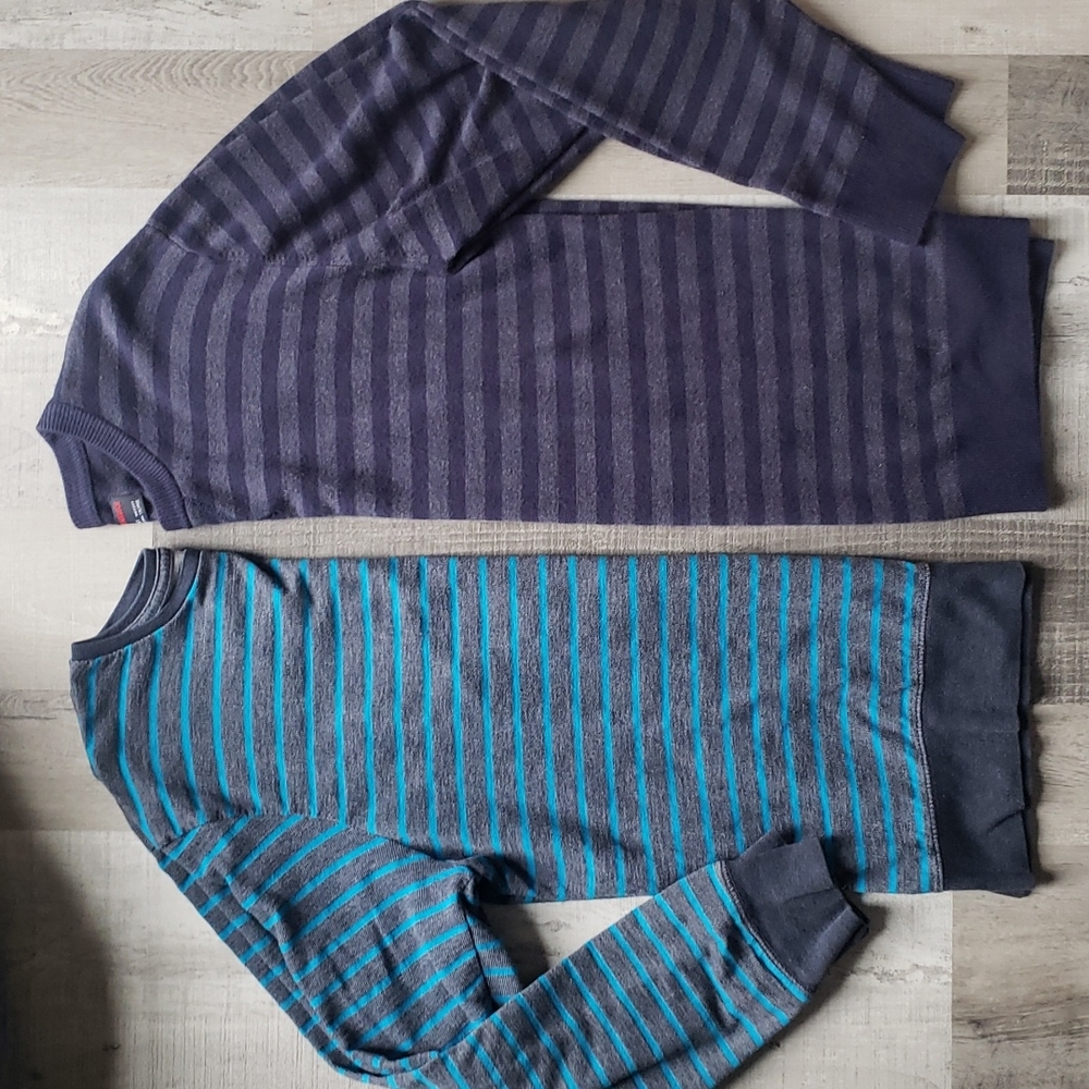 2 XL men's sweaters